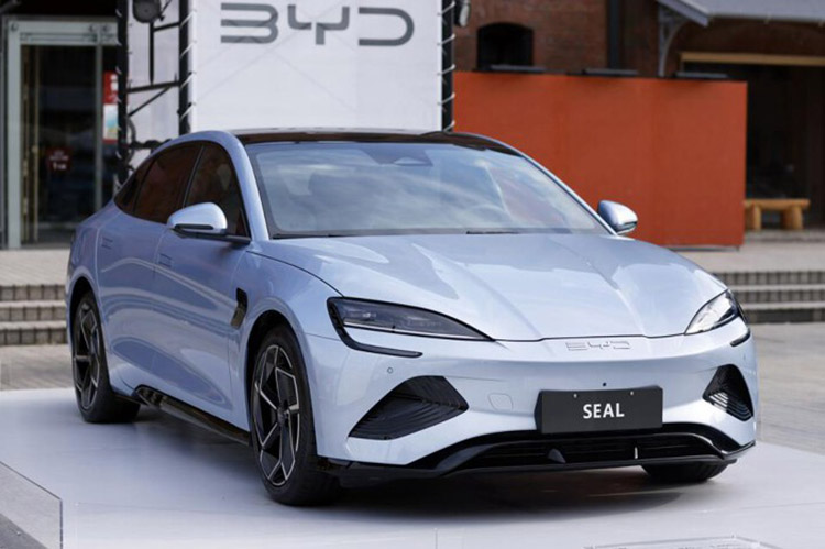 cac-hang-xe-o-to-trung-quoc-2 Nhà tiên phong về xe điện (EV)